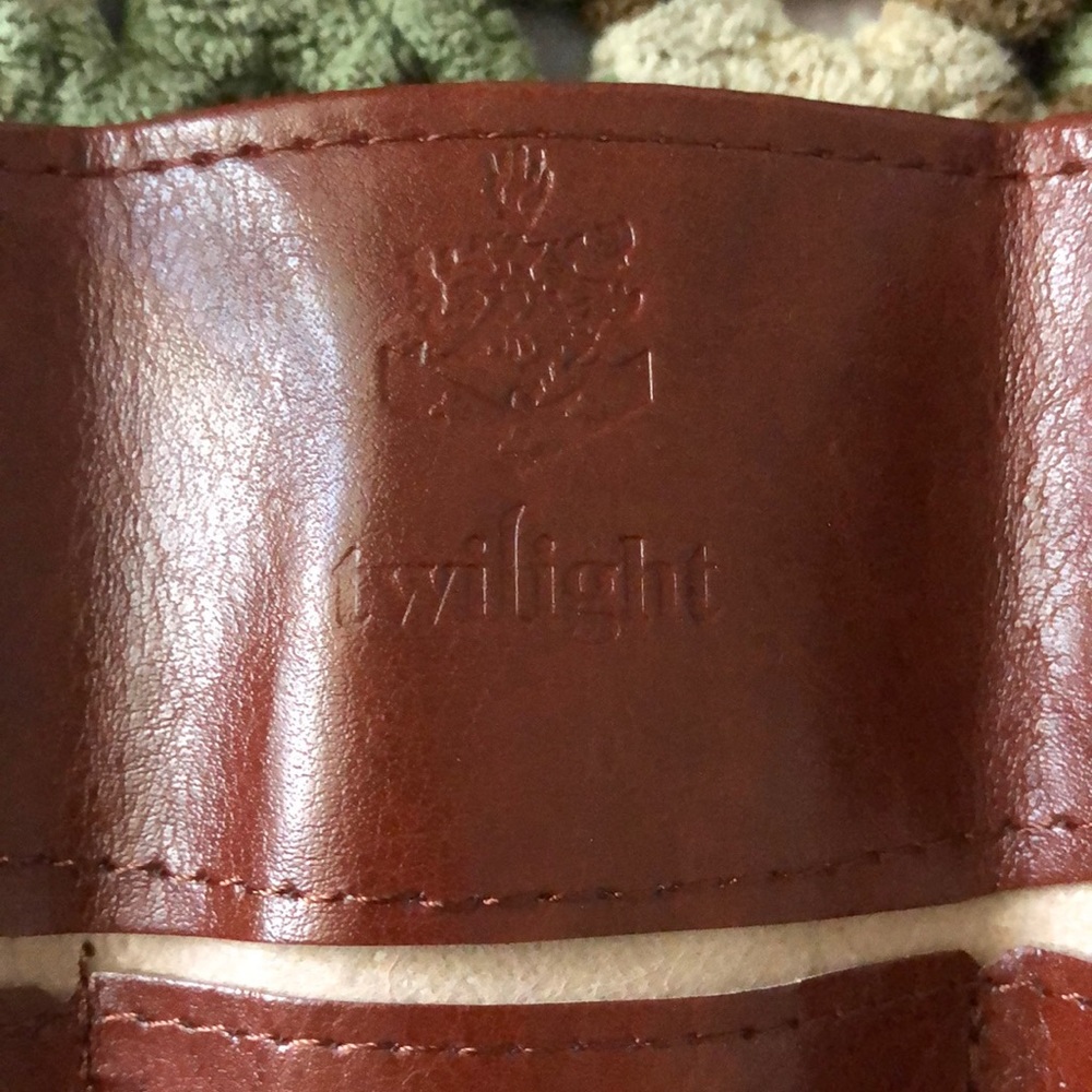 Twilight 3 fold pouch - Picture 6 of 8